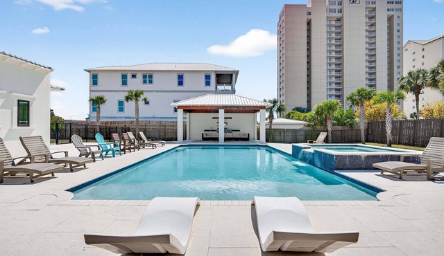Bourbon Breeze - Beachy Home Near the Gulf with Spacious Outdoor Pool Area