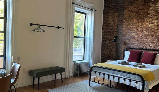 Brooklyn lovely studio apartment!