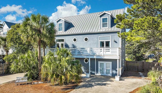 Buddy Street Retreat - 30A Vacation Home, Heated Private Pool, Walk to Beach!