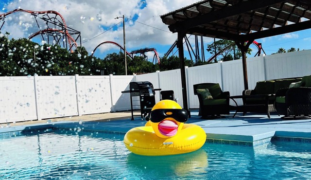 Busch Gardens Deluxe Edition w/heated pool