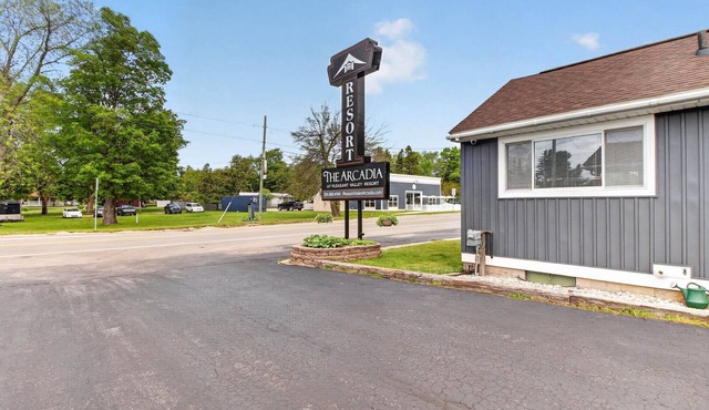 Cabin 9/Pleasant Valley Resort/Hot Tub/Sauna/BBQ