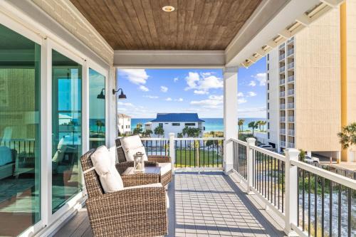 Casa Bella Mar by Newman-Dailey