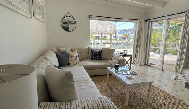 CASA NAUTICA @KEY COLONY BEACH TIKI BACKYARD ACCESS TO CABANA BEACH CLUB & POOL