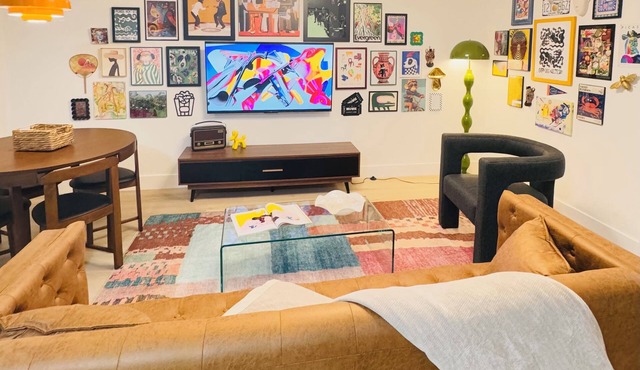 Casa Vista: A stunning 2-BR 1-Bath with amenities in delightful Ft Lauderdale