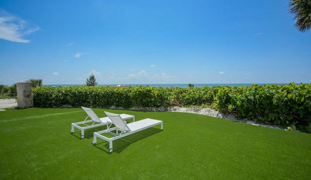 Casey Key Resorts - Beachfront