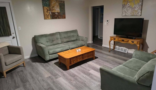 Charming 3-bedroom house with AC in Harrietta