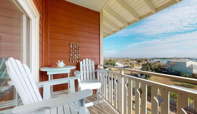 Charming Condo at Waterside with Shared Pool Hot Tub Free WiFi and AC