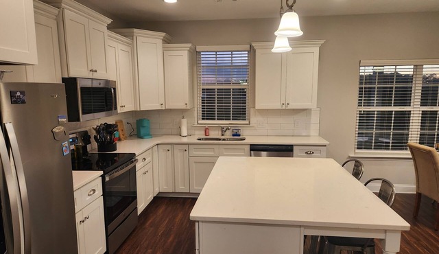 Charming house just minutes to the Augusta National in fabulous North Augusta