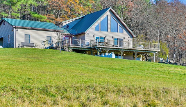 Charming New York Chalet w/Hot Tub & Game Room!
