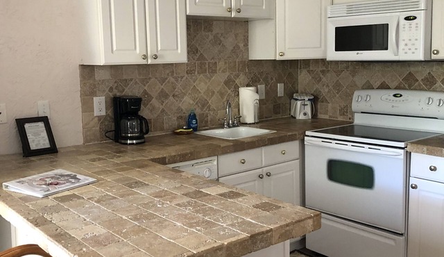 Charming One Bedroom Cottage Fully Furnished
