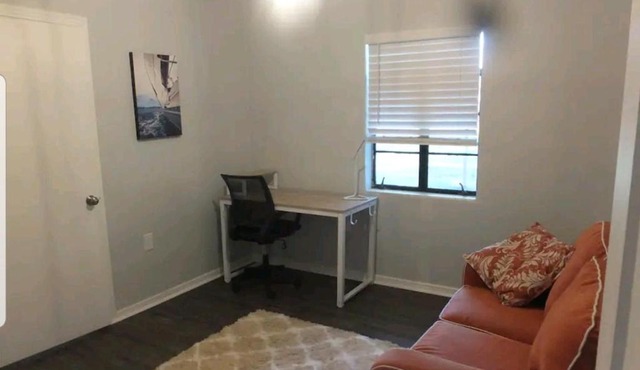 Cheerful 3 bed 2 bath with Office, Patio, and Yard