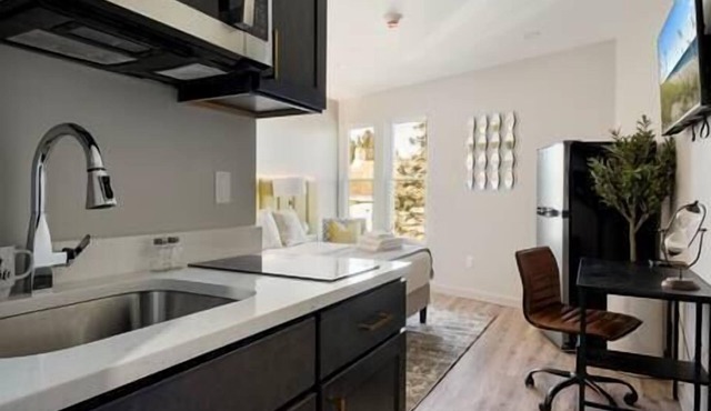 Chic Haven: Modern and Stylish and Cozy Ambiance