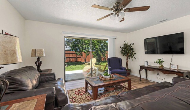 Clean & Cozy, near USSSA, Viera and Beaches!