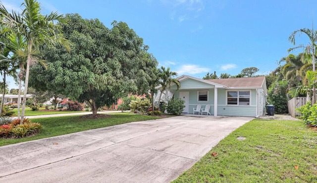 Coastal Comfort 4BR in Stuart FL