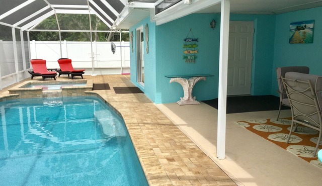 "Coastal Retreat" Pool Home with Spa conveniet to several Beaches