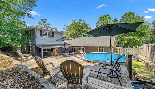Columbus 5BR Oasis w/Grill & Games Near Airport