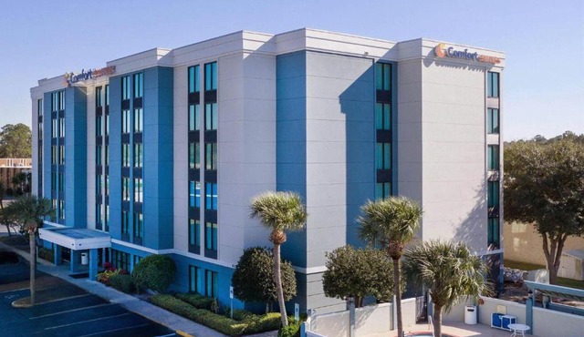 Comfort Suites Baymeadows Near Butler Blvd