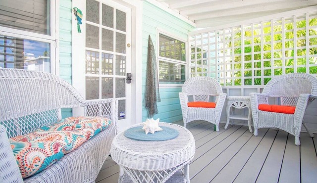 Conch Key Cottage 2 bed 1 bath home w/ramp access