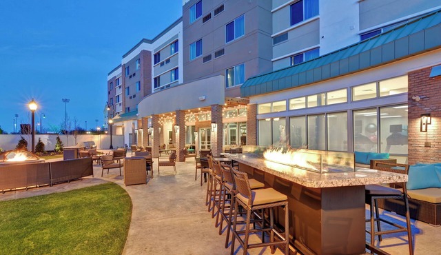 Courtyard by Marriott Long Island Islip/Courthouse Complex