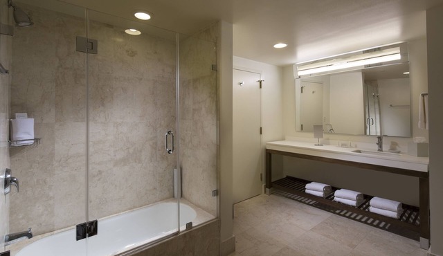 Courtyard by Marriott Miami Dadeland
