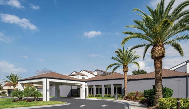 Courtyard by Marriott Orlando Airport