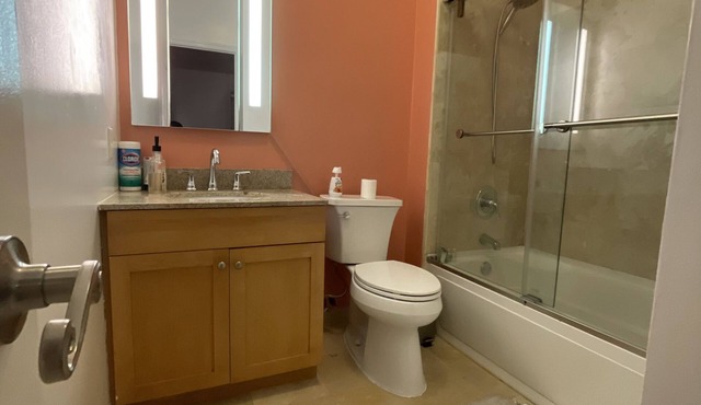 Cozy and Spacious 2 Bedroom Condo