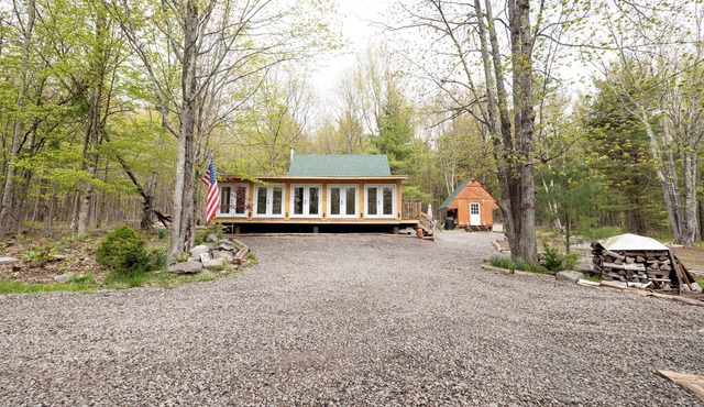Cozy Cabin-Catskills secluded Mountain retreat