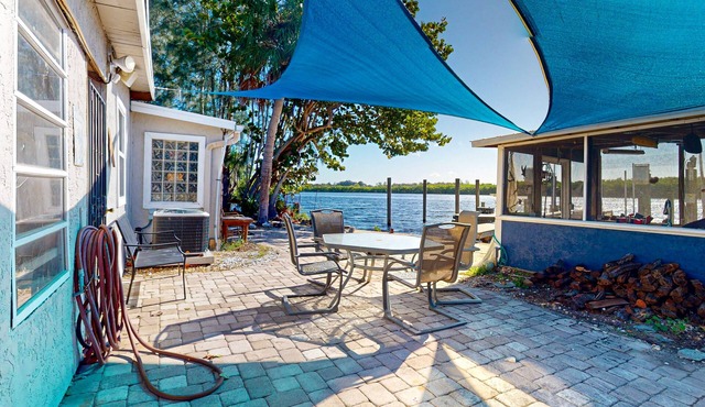 Cozy waterfront home with nautical charm, dock access & firepit - dog-friendly