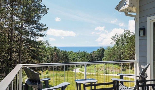 Custom Home near Arcadia Golf, Lk MI