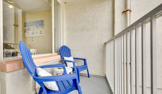 Daytona Beach Studio w/Private Lanai 1 Mi to Pier