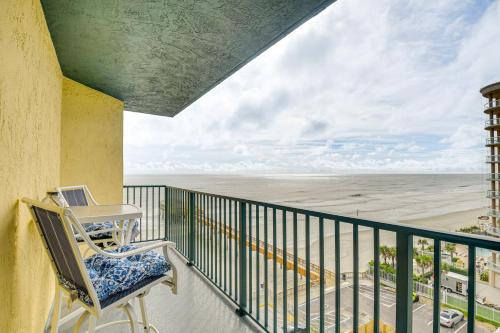 Daytona Beach Shores Condo w/Ocean Views!