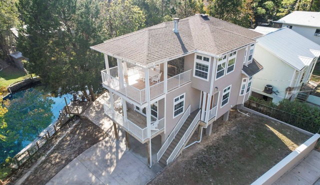 Decks, Docks & Kayaks: Waterfront Homosassa Gem