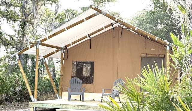 Deluxe Safari Tent with Family Glamping Comfort Near Anna Maria Island in Bradenton, Florida