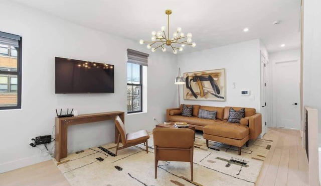 Designer MetLife Stay 3BR | Rooftop & PATH Train