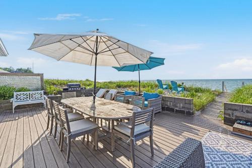 Diana Luxury Retreat: Private Beach and Vineyards