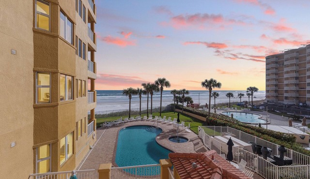 🌊Direct Oceanfront Views | Spacious | Great Amenities | Atlantic Villas 202🌊