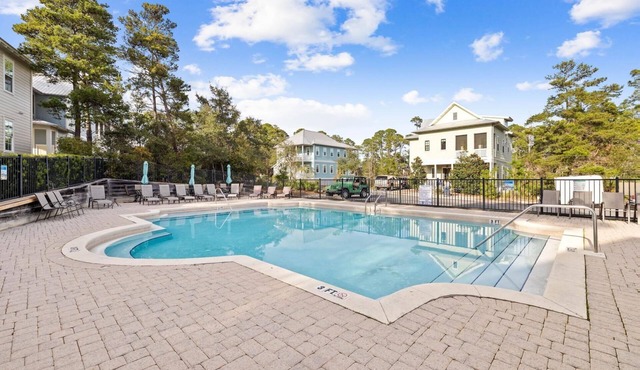 Dog-Friendly! 30A Beaches! Community Pool! 4 Adult Bikes!