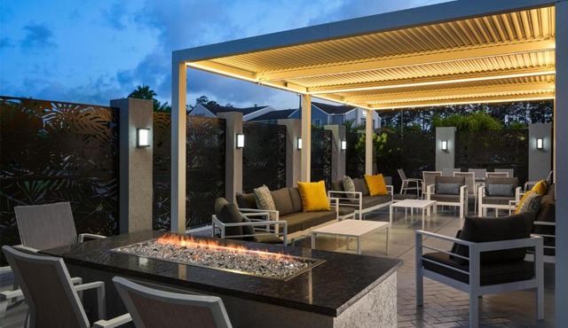DoubleTree by Hilton Brunswick