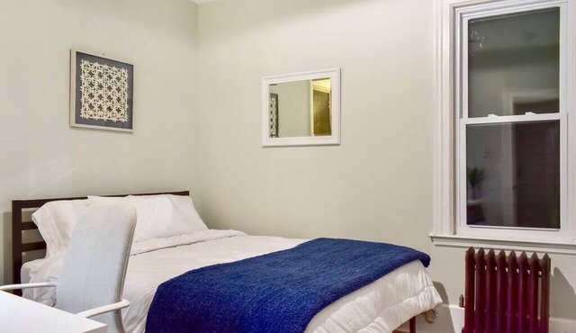 Downtown Montclair 2BR Apt Parking & Train Nearby