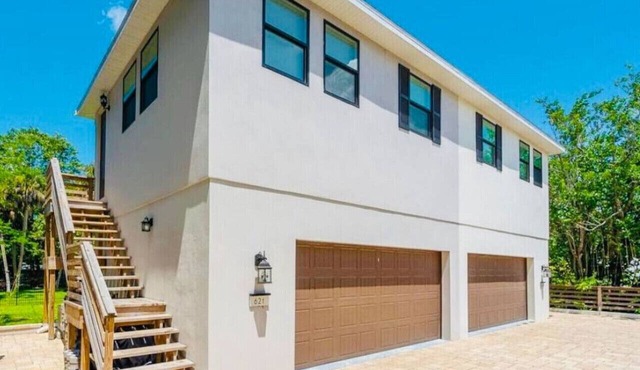 Downtown Sarasota | 1 Bd 1 Ba | Beach | + Pets
