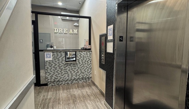 Dream Hotel Bronx