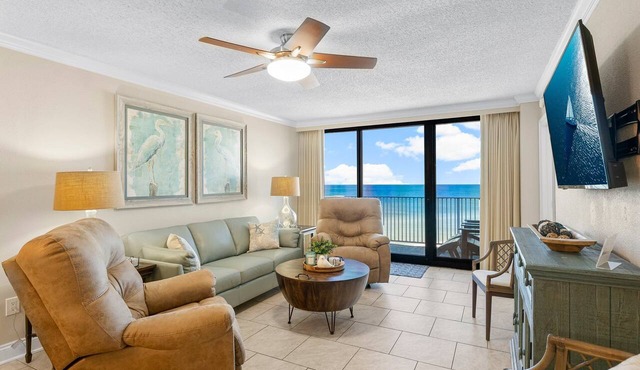Elevated Gulf-Front Comfort Overlooking the Dunes