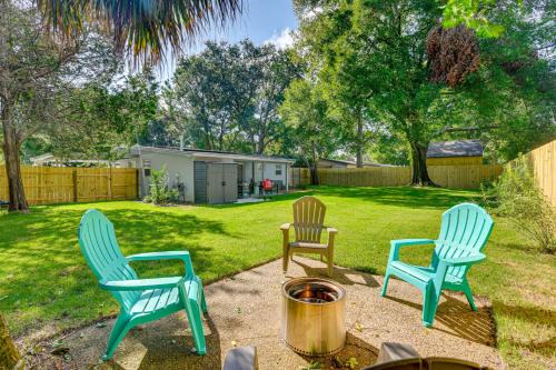 Emerald Coast Home: Outdoor Entertainment Area!