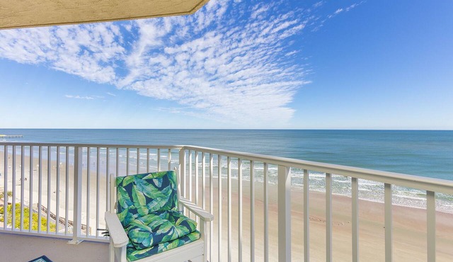 END OF SUMMER SPECIALS! Quiet Beachside Condo-Pickleball-Heated Pool-Fitness Rm