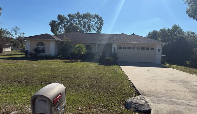 Enjoyable 3-bedroom house with AC in charming rural area in Lakeland
