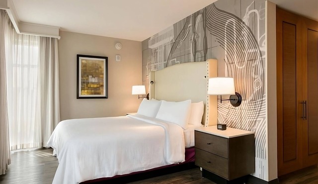 Ensuring a Very Comfortable & Memorable Stay! Indoor Pool, Free Breakfast!