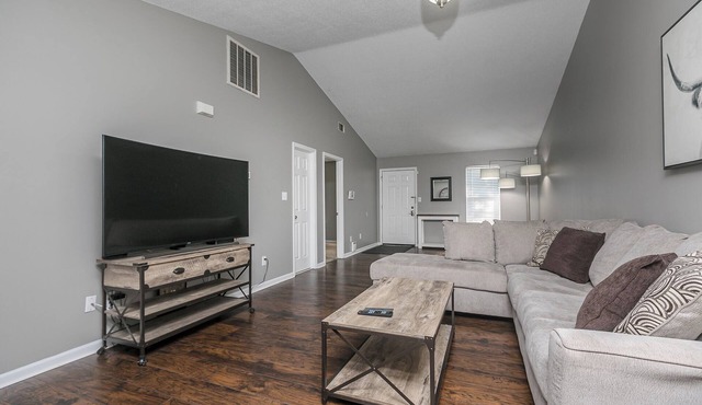 Entire Town Home on Quiet Block