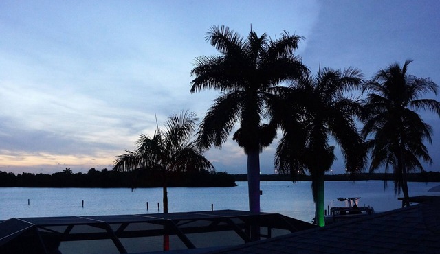 Escape to Kokomo Bay, Escape to Paradise