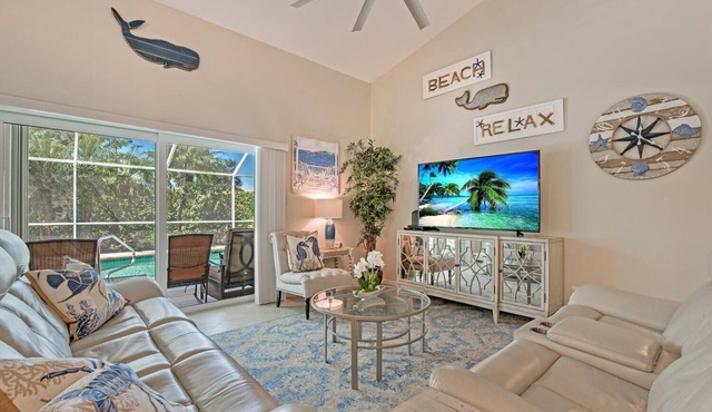Escape to Paradise: Luxurious 3 Bed/2 bath w/Pool