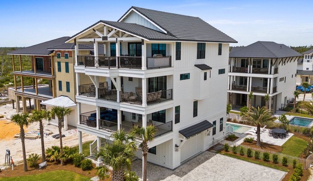 Estate Home: 4th of July week now available as a Friday or Saturday check in!